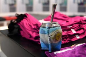 Thức uống giúp đội tuyển Argentina vô địch World Cup - Ảnh 1.