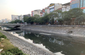 Hà Nội dự kiến thu phí xử lý nước thải - Ảnh 1.