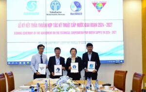 Đại diện 04 đơn vị (Cục Nước Yokohama, HueWACO, SAWACO và CNEE) ký kết Thỏa thuận hợp tác kỹ thuật cấp nước giai đoạn 2024 - 2027
