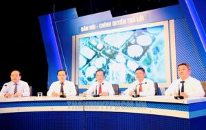 Chương trình "Dân hỏi - Chính quyền trả lời" chủ đề về quản lý hoạt động cấp, thoát nước và xử lý nước thải sinh hoạt.