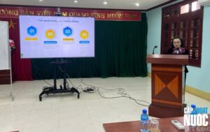 PGS.TS Đinh Thị Thúy Hằng, Giảng viên Học viện Báo chí và Tuyên truyền là giảng viên chính của khóa học.