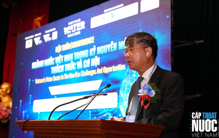 TS. Nguyễn Ngọc Điệp - Chủ tịch Hội Cấp Thoát Nước Việt Nam VWSA phát biểu khai mạc hội thảo