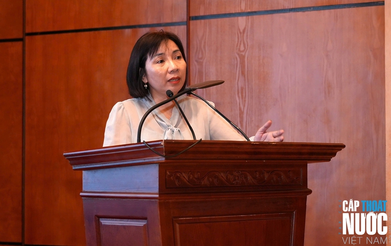PGS.TS Đoàn Thu Hà phát biểu tại hội thảo trong khuôn khổ Tuần lễ ngành Nước Việt Nam 2025.