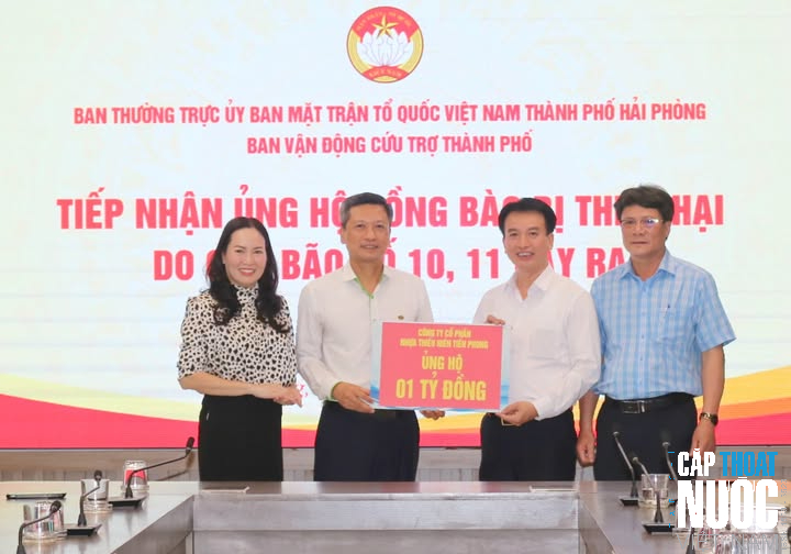 Nhựa Tiền Phong chung tay khắc phục hậu quả do thiên tai gây ra - Ảnh 1.