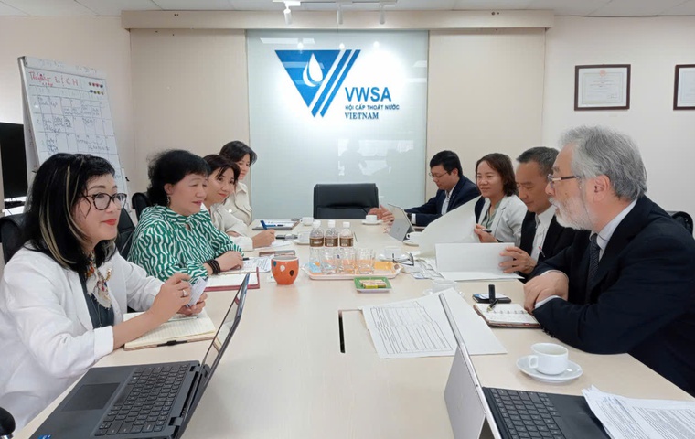 Toàn cảnh buổi làm việc.