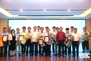 Trao giải Đồ án tốt nghiệp xuất sắc sinh viên ngành Nước năm 2025 khu vực phía Nam- Ảnh 1.