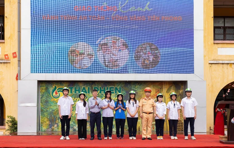 Nhựa Tiền Phong đồng hành lan tỏa “Giao thông xanh”, thúc đẩy phát triển đô thị an toàn, bền vững.