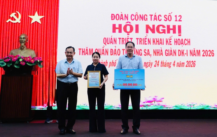 SAWACO vừa trao 500 triệu đồng ủng hộ thông qua Mặt trận Tổ quốc Việt Nam Thành phố Hồ Chí Minh, nhằm gửi đến cán bộ, chiến sĩ đang làm nhiệm vụ tại nhà dàn DK1.