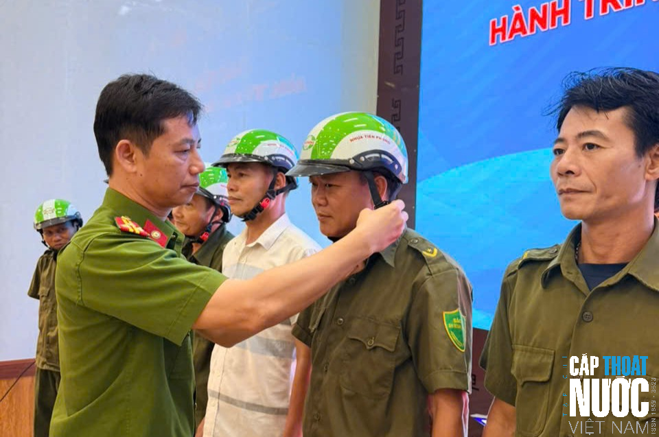 Kiến tạo môi trường đô thị an toàn, bền vững: Nhựa Tiền Phong đồng hành cùng chương trình “Giao thông xanh”- Ảnh 1.