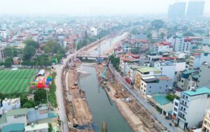 Công trường Dự án công trình khẩn cấp cải tạo tuyến hạ lưu sông Kim Ngưu nối sông Tô Lịch với Trạm bơm Yên Sở. Ảnh: CTV